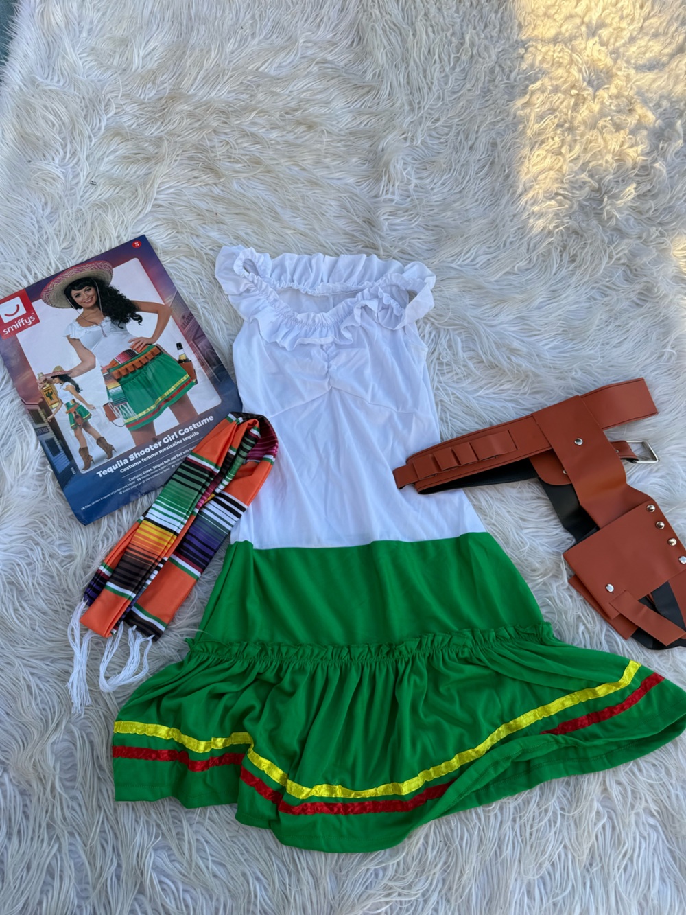 Women’s tequila shooter costume (E5)